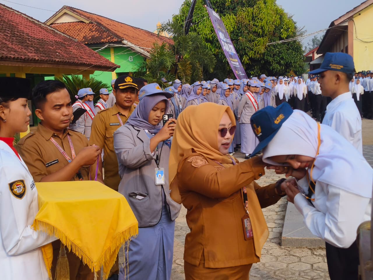 SMKN 1 Raman Utara Buka MPLS Bertema 'Starlite' dan Pembekalan Siswa Kelas XII untuk Prakerin